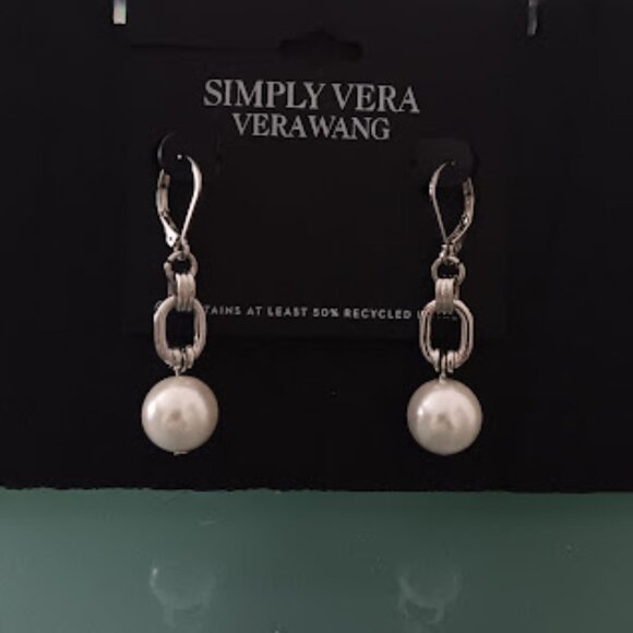 VERA WANG Mod/Contemporary Silver Smooth/Textured White Pearl Drop Earrings**NEW - Picture 3 of 3